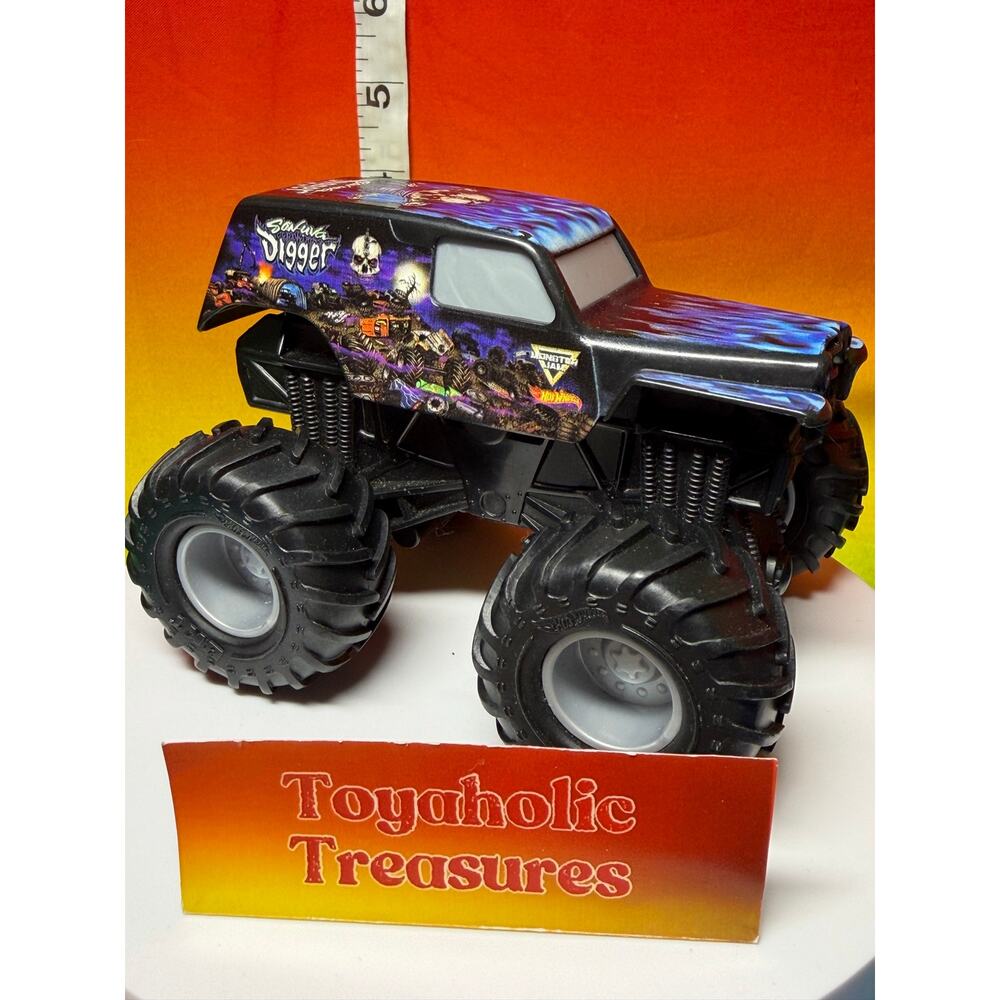 Monster Jam Rev Tredz Son-Uva Digger Truck